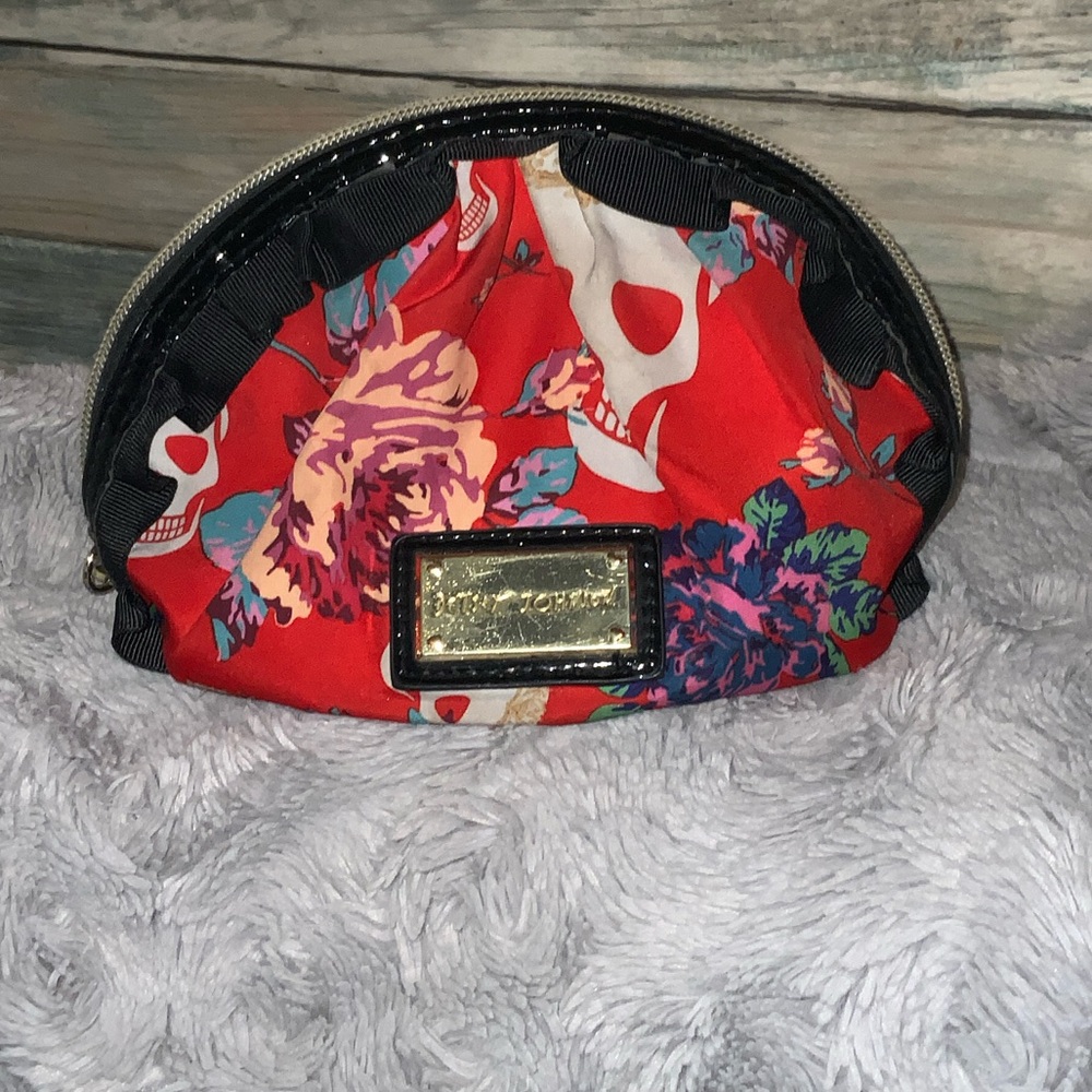 5$🌟Betsey Johnson Cosmetic Pouch